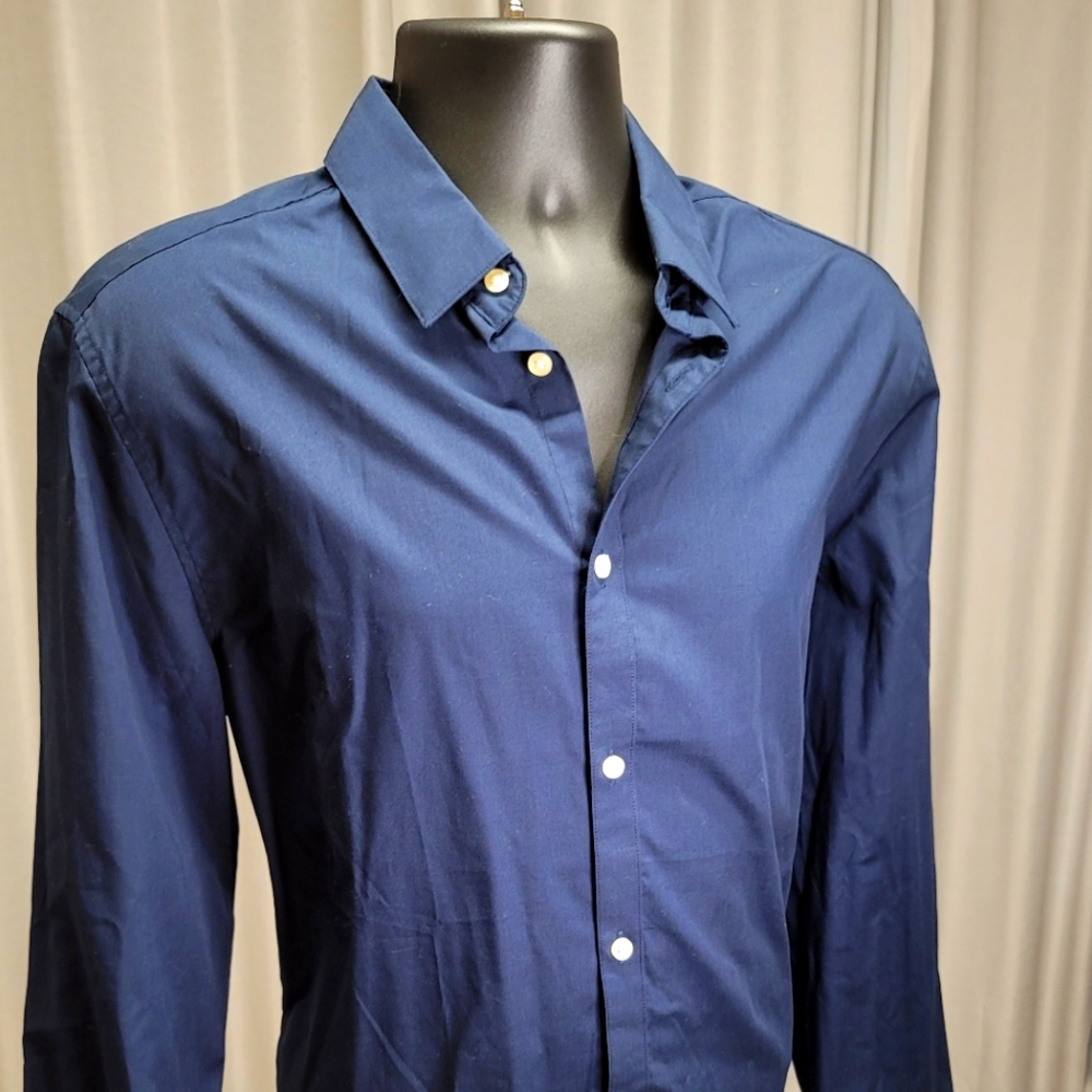 H&M Easy Iron dress slim fit shirt. Large
